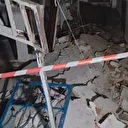 Bağcılar'da 2 katlı binada mutfak tüpü patladı: Biri ağır 3 yaralı