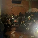 Yurt dışına gideceklerdi: Metruk binadan 29 kaçak göçmen çıktı