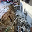 Avcılar'da istinat duvarı çöktü