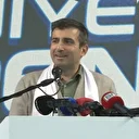 Selçuk Bayraktar mezun olan gençlere seslendi: 'Takım ruhu' ve "KIZILELMA" mesajı