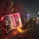 Otomobil ve midibüs çarpıştı: Sekiz yaralı