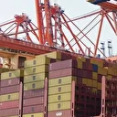 Dünyanın en büyük konteyner gemisi Mersin Limanı’na geldi