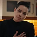 Ünlü oyuncu Özgü Namal çocuklarıyla birlikte ölümden döndü: Apar topar hastaneye kaldırıldı