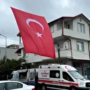 Sakaryalı şehidin mahallesi Türk bayraklarıyla donatıldı