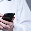 Resmi Gazete'de yayımlandı: Doktorların 'öncesi-sonrası' ve ameliyat videosu paylaşmasına son