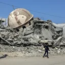 İsrail’in çekildiği el-Ketibe bölgesinde Filistinliler yıkılmış evlerine dönüyor