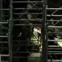 Beyoğlu'ndaki metro inşaatında iskele çöktü: Bazı işçiler yaralandı