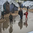 لليوم الثالث.. أمطار تغرق عشرات الخيام جنوبي غزة