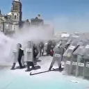 Meksika'da hükümet karşıtı protesto: 100'den fazla polis yaralandı çok sayıda gözaltı var