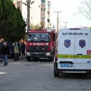 Beş katlı binada meydana gelen yangın korkuya neden oldu