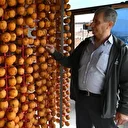 Trabzon hurmasını kendi tasarladığı aletlerle kurutup gelirini katladı: Kilosunu 500 liraya satıyor