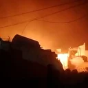 Tutkal fabrikası alevlere teslim oldu: Yangın kısa sürede büyüdü