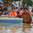 55 morts et 13 disparus après les inondations qui ont frappé le centre du Vietnam