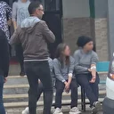 Şinitzel ve makarna yiyen 20 öğrenci mide bulantısı ve karın ağrısı yaşamaya başladı: Okula çok sayıda sağlık ekibi sevk edildi