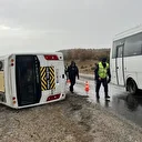 Konya'da feci kaza: Okul servisi devrildi, 28'i öğrenci 29 yaralı