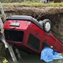 Dereye devrilen otomobildeki evli çift boğuldu: Acı haberi alan yakınları feryat etti