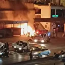 Akaryakıt istasyonunda şarj halindeki otomobilde patlama