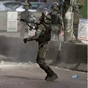 Katil İsrail askerlerinin saldırında Batı Şeria'da bir Filistinli hayatını kaybetti