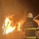 Park halinde yanmaya başladı kısa sürede küle döndü