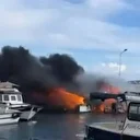 Çeşme'de korku dolu anlar: 7 tekne cayır cayır yandı