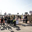 رفضا للاستيطان.. يساريون إسرائيليون يتظاهرون قرب مركز التنسيق الأمريكي