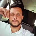 Tartıştığı arkadaşını tabancayla vurdu