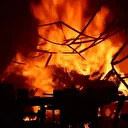 Rusya'dan Ukrayna'ya hava saldırısı: Tarım ambarında yangın çıktı