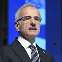 Bakan Uraloğlu'dan Trabzon'a iki dev müjde: 31 istasyonlu raylı sistem ve 10 milyon yolculu yeni havalimanı geliyor