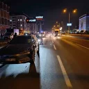 Otomobil yolun karşısına geçmeye çalışan kadınlara çarptı: Can kaybı var