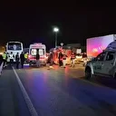 Zincirleme kazaya mahkum taşıyan midibüs katıldı: Çok sayıda yaralı var