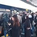 Avcılar'da metrobüs arızalandı: Duraklarda yoğunluk oluştu