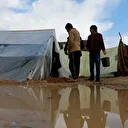 غرق مئات الخيام للنازحين بغزة إثر أمطار غزيرة لليوم الثاني