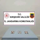 Jandarma yol uygulamasında uyuşturucu hap ele geçirdi