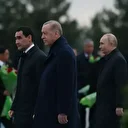 Cumhurbaşkanı Erdoğan Türkmenistan'da Tarafsızlık Anıtı'na çelenk koyma törenine katıldı