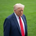 Trump promet de riposter à l'attaque présumée de Daech contre les forces américaines en Syrie