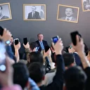 Cumhurbaşkanı Erdoğan 'Şiire Gazele' parçasına eşlik etti