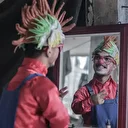 Gazze’de Ahmed Ebu Seker kayıplarına rağmen çocuklara umut oluyor