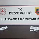 Otomobilin havalandırma menfezinden uyuşturucu çıktı