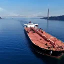 Ukrayna'nın hedef aldığı Rus tankeri Arlan İstanbul'dan geçti 