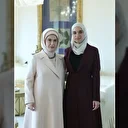 Emine Erdoğan Ahmed Şara'nın eşi Latife El Durubi ile görüştü