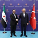 "تركيا ستواصل دعمها لجهود إرساء الاستقرار في سوريا".. فيدان يهنئ نظيره السوري بـ"عيد التحرير"