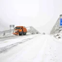 Antalya'ya kar yağışı aralıklarla devam ediyor