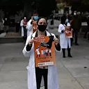 Grip salgınının zirveye çıktığı İspanya'da doktorlar 4 günlük greve başladı