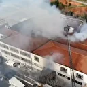 Bakırköy'de tekstil fabrikasında çıkan yangın söndürüldü