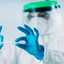 Risk yeniden tırmandı: Bir ülke daha salgın alarmına geçti