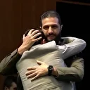 'Esed biz sana ne yaptık?' diyen çocuk 14 yıl sonra sahnede: Devrimin yıldönümünde gözyaşları sel oldu