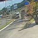 Denizli'de iki tırın çarpışma anı saniye saniye kaydedildi