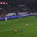 Galatasaray taraftarını çıldırtan olay: Bilerek mi yapıyorsun!