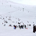 مطل على بحيرة.. منتجع "هازار بابا" التركي يبهر عشاق التزلج