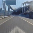 Güney Kore'de yapımı devam eden köprü çöktü